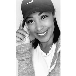 Meet your Posher, Victoria